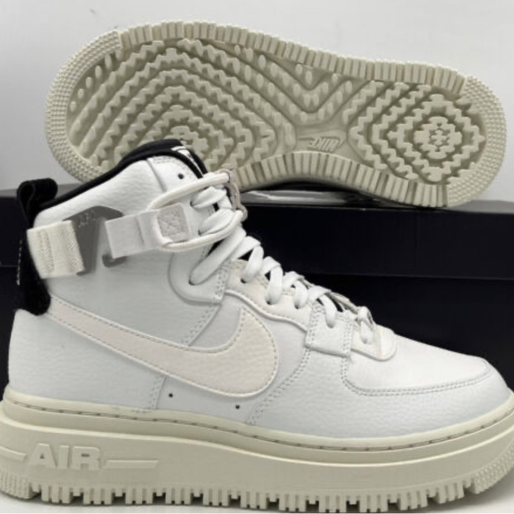 Nike Womens Air Force 1 high utility 2.0
